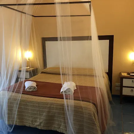 Bono Vacanze Maragani Charme & Relax בית נופש שאקה